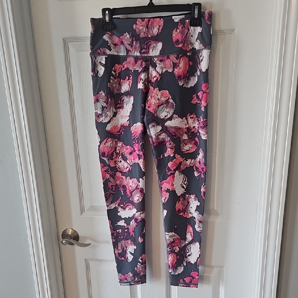 Victoria's Secret Sport Leggings - Pink and Gray